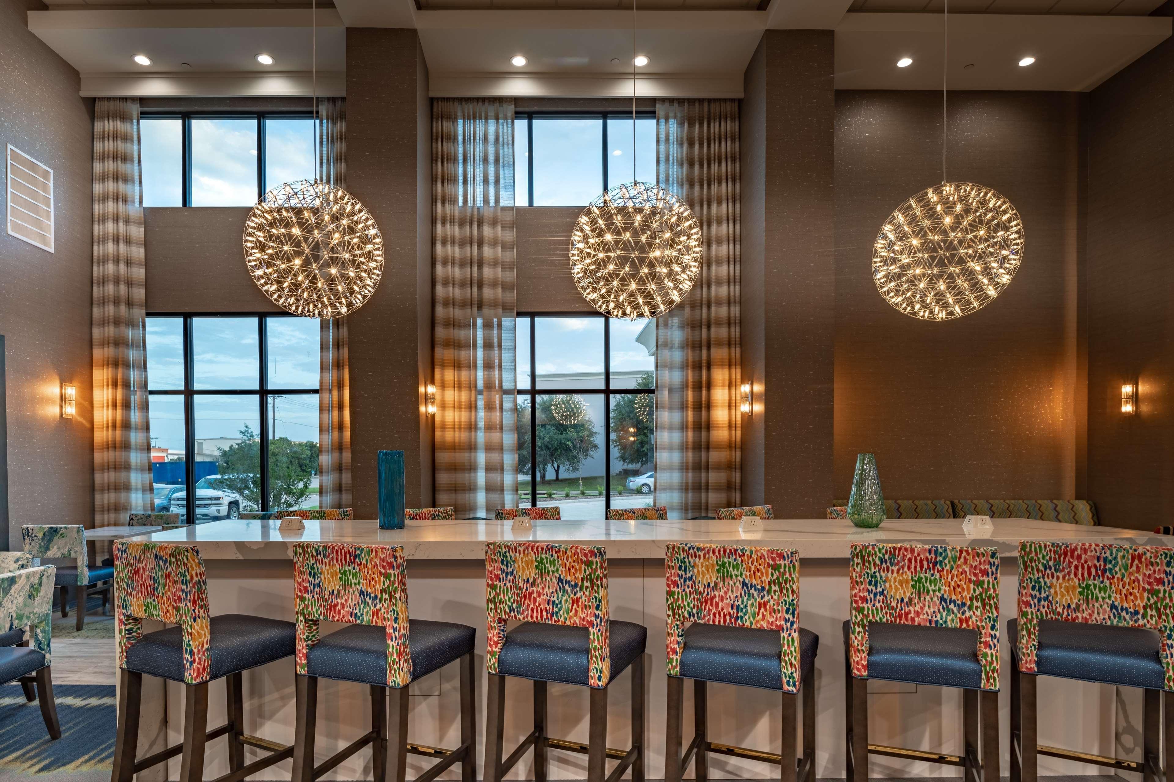 Hampton Inn & Suites Dallas/Plano Central Exterior foto